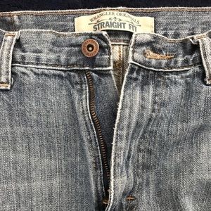 Men’s Wrangler original straight jeans size 32x34